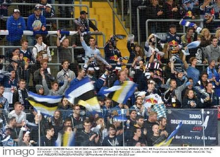 Ice hockey Eishockey - CHL, RB Muenchen vs Rauma MUNICH,GERMANY,06.OCT.15 - ICE HOCKEY - CHL, Champions Hockey League, play off, EHC Red Bull Muenchen vs Lukko Rauma. Image shows fans of RB Muenchen. Keywords: flag, scraf. GEPAxpictures xFlorianxErtl