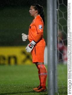 WOMEN SOCCER - CL, Spratzern vs Bardolino SANKT POELTEN,AUSTRIA,07.OCT.15 - WOMEN SOCCER - UEFA Womens Champions League, round of 16, FSK Sankt Poelten Spratzern vs ASD Bardolino Verona CF. Image shows Jasmin Krejc (St.Poelten). GEPAxpictures xWalterxLuger