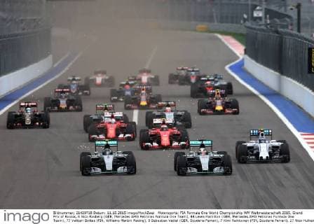 Motorsports: FIA Formula One World Championship WM Weltmeisterschaft 2015, Grand Prix of Russia, 6 Nico Rosberg (GER, Mercedes AMG Petronas Formula One Team), 44 Lewis Hamilton (GBR, Mercedes AMG Petronas Formula One Team), 77 Valtteri Bottas (FIN, Williams Martini Racing), 5 Sebastian Vettel (GER, Scuderia Ferrari), 7 Kimi Raikkonen (FIN, Scuderia Ferrari), 27 Nico Hulkenberg (GER, Sahara Force India F1 Team), start, mass, Masse, Menge, viele, many xHOCHxZWEIx