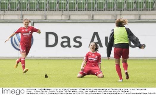 Fußball, Allianz Frauen Bundesliga, VfL Wolfsburg - SC Sand; Jovana Damnjanovic (Sand, 14) Jubel, Torjubel, Freude, Emotion, Torerfolg, Aktion, action, goal, goal celebration, celebrates. xtgx