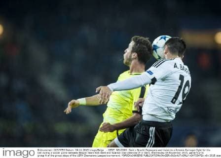 - GENT, BELGIUM: Gent s Brecht Dejaegere and Valencia s Antonio Barragan fight for the ball during a soccer game between Belgian team KAA Gent and Spanish club Valencia CF in Gent, Wednesday 04 November 2015, game four in group H of the group stage of the UEFA Champions League tournament. YORICKxJANSENS x04733472x