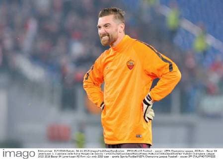 IPP20151105 Football - soccer: UEFA Champions League, AS Rom - Bayer 04 Leverkusen 3, il portiere della Roma Morgan De Sanctis - xHOCHxZWEIx xItalyxPhotoxPressx