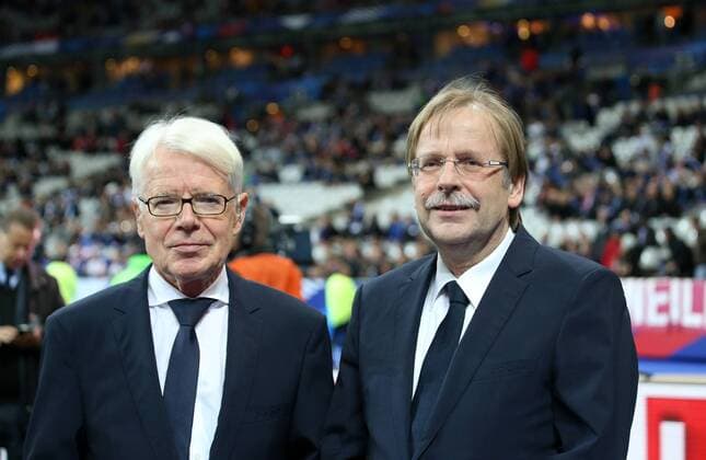 Paris, Fussball, Herren, Länderspiel, Freundschaftsspiel, Frankreich - Deutschland, 13.11.2015 , Stade de France, Paris, Reinhard Rauball, Rainer Koch, DFB Vizepräsident , beide Deutschland ,