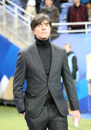 Paris, Fussball, Herren, Länderspiel, Freundschaftsspiel, Frankreich - Deutschland, 13.11.2015 , Stade de France, Paris, Joachim Löw, DFB Trainer, Deutschland, Aktion, Einzelbild