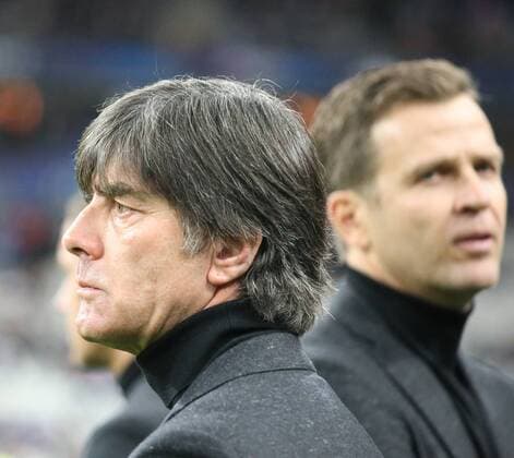 Paris, Fussball, Herren, Länderspiel, Freundschaftsspiel, Frankreich - Deutschland, 13.11.2015 , Stade de France, Paris, Joachim Löw, DFB Trainer Oliver Bierhoff Manager, beide Deutschland,