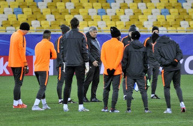 Fußball, Champions League, Schachtar Donezk PK und Training Nov. 24, 2015 - Lviv, ukraine - November. 24, 2015 - Lviv, Ukraine - FC Shakhtar training session . before the soccer match between FC Shakhtar Donetsk and Real Madrid CF . UEFA Champions league 2015-2016 season at Arena Lviv stadium, in Lviv City, Ukraine, on 24 November, 2015. UEFA Champions league, Shakhtar Donetsk and Real Madrid CF - ZUMAn230