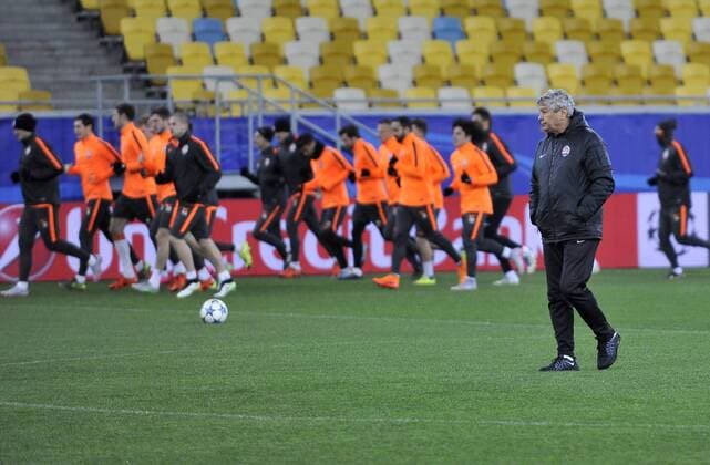 Fußball, Champions League, Schachtar Donezk PK und Training Nov. 24, 2015 - Lviv, ukraine - November. 24, 2015 - Lviv, Ukraine - FC Shakhtar training session . before the soccer match between FC Shakhtar Donetsk and Real Madrid CF . UEFA Champions league 2015-2016 season at Arena Lviv stadium, in Lviv City, Ukraine, on 24 November, 2015. UEFA Champions league, Shakhtar Donetsk and Real Madrid CF - ZUMAn230