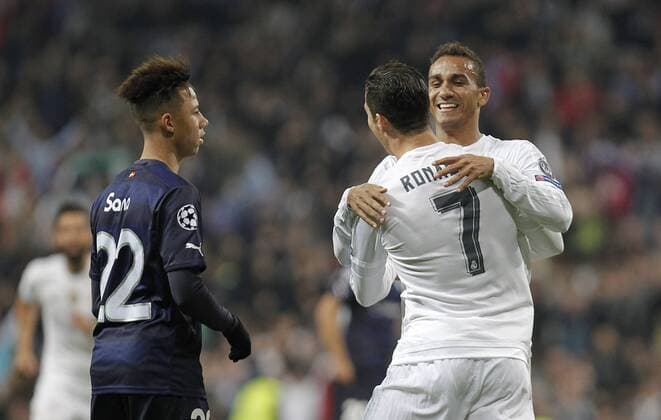 Partido de futbol entre el Real Madrid y el Malmo FF de la Champions League 2015 2016, celebrado en el estadio Santiago Bernabeu, en Madrid 08 12 2015. Soccer match between Real Madrid and Malmo FF of the 2015 2016 Champions League, held at the Santiago Bernabeu stadium, in Madrid 12 08 2015. Cristiano Ronaldo celebrate after scoring