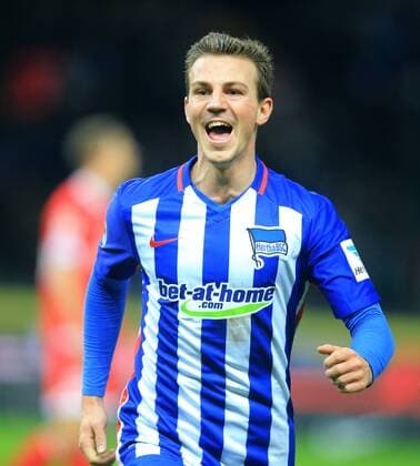 Themen der Woche - Sport Bilder des Tages - SPORT Vladimir Darida (Hertha BSC), jubelt nach seinem Tor zum 1:0 Hertha BSC Berlin - 1. FSV Mainz 05 1. Bundesliga 2015 2016, 1. BL, 1. Bundesliga, DFL, Fußball, Fussball, soccer, Herren, Männer, Männer, Deutschland, Germany, Ergebnis Berlin, 20.12.2015, Olympiastadion