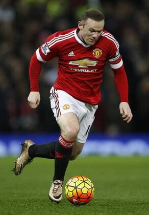 Wayne Rooney of Manchester United ManU in action - English Premier League - Manchester Utd vs Chelsea - Old Trafford Stadium - Manchester - England - 28th December 2015 - Picture Simon Bellis Sportimage EDITORIAL USE ONLY. No use with unauthorised audio, video, data, fixture lists, club league logos or live services. Online in-match use limited to 120 images, no video emulation. No use in betting, games or single club league player publications.