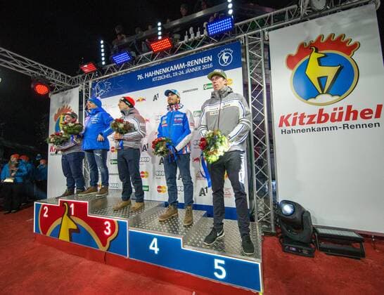 Kitzbuehel 23.01.2016, Streif, Kitzbuehel, AUT, FIS Weltcup Ski Alpin, Kitzbuehel, Abfahrt, Herren, Siegerehrung, im Bild v.l. Beat Feuz (SUI, 2. Platz), Peter Fill (ITA, 1. Platz), Carlo Janka (SUI, 3. Platz), Johan Clarey (FRA, 4. Platz), Marc Gisin (SUI, 5. Platz) f.l.t.r. 2nd placed Beat Feuz of Switzerland winner Peter Fill of Italy 3rd placed Carlo Janka of Switzerland 4th placed Johan Clarey of France and 5th placed Marc Gisin of Switzerland during award winner ceremony for the men s Downhill Race of Kitzbuehel FIS Ski Alpine World Cup at the Streif in Kitzbuehel, Austria on 2016 01 23. EX_JFK