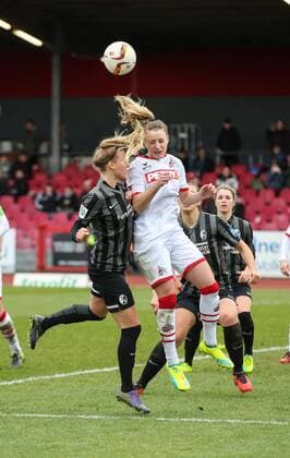 Koeln vl. Sarah Puntigam (Freiburg, 18), Virginia Kirchberger (Koeln, 13) , 1. FC Koeln - SC Freiburg, Fussball, Frauen, Damen, Allianz Frauen-Bundesliga, Spieltag 14, 21.02.2016 Copyright: Horn xEibner-Pressefoto EP_bhorn