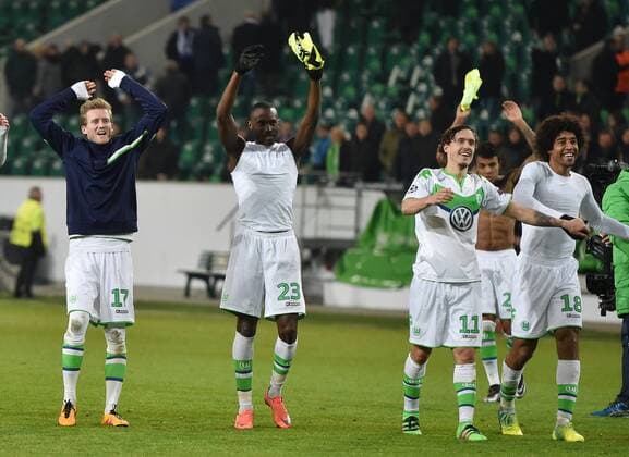 08.03.2016, Fussball, Saison 2015 2016, Champions League, Achtelfinale, VfL Wolfsburg - KAA Gent 1:0, Jubel Andre Schürrle, Andre Schuerrle (VfL Wolfsburg), Josuha Guilavogui (VfL Wolfsburg), Max Kruse (VfL Wolfsburg), Dante (VfL Wolfsburg), v.li.