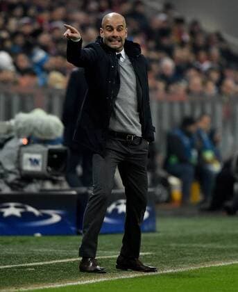 16.03.2016, xjhx, Fussball Champions League, FC Bayern Muenchen - Juventus Turin, emspor, v.l. Josep Pep Guardiola (Trainer FC Bayern Muenchen) enttaeuscht, enttaeuscht schauend, dissapointed gibt Anweisungen, gestikuliert, mit den Armen gestikulieren gives instructions, gesticulate, gesticolando.