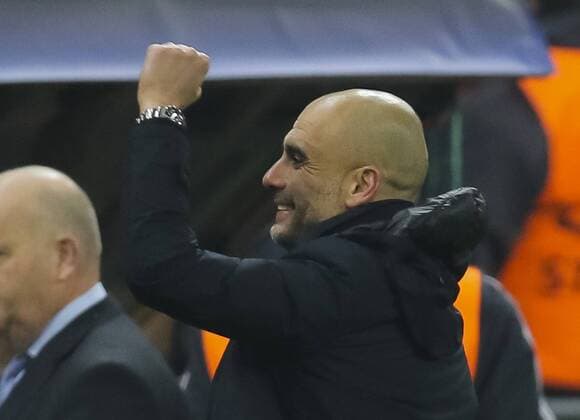 Trainer Cheftrainer Pep GUARDIOLA (FCB) Jubel, Freude, Emotionen, Feiern, Lachen, jubelt, freuen, reisst die Arme hoch, ballt die Faust FC BAYERN MUENCHEN - JUVENTUS TURIN Achtelfinale, Football UEFA Champions League, Munich, 16.03.2016 CL Saison 2015 2016