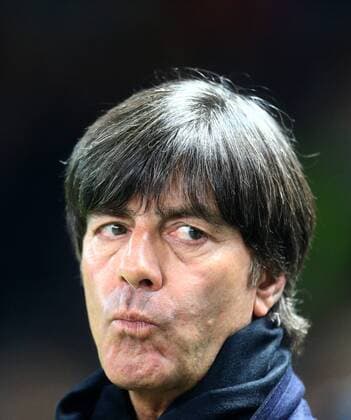 Joachim Löw (Trainer Deutschland), vor dem Spiel Deutschland - England Freundschaftsspiel ,Fussball, Nationalmannschaft, DFB, 2016, Fußball, Fussball, soccer, Herren, Männer, Maenner, Deutschland, Germany, Ergebnis Berlin, 26.3.2016
