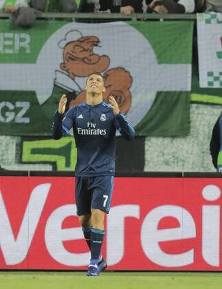Cristiano RONALDO, Real Madrid 7 Emotionen, enttaeuscht, Enttaeuschung, Frust, frustriert, Trauer ,traurig, verzweifelt, Verzweiflung VFL WOLFSBURG - REAL MADRID 2-0 Quarterfinal, Football UEFA Champions League, Wolfsburg, 06.04.2016 CL Saison 2015 2016