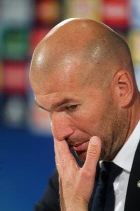 Zinedine Zidane (Trainer Real), bei der Pressekonferenz VfL Wolfsburg - Real Madrid CF Champions League 2015 2016, Viertelfinale, Hinspiel, Fussball, men, Maenner, Herren, soccer, Ergebnis, result Wolfsburg, 6.4.2016
