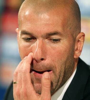 Zinedine Zidane (Trainer Real), bei der Pressekonferenz VfL Wolfsburg - Real Madrid CF Champions League 2015 2016, Viertelfinale, Hinspiel, Fussball, men, Maenner, Herren, soccer, Ergebnis, result Wolfsburg, 6.4.2016