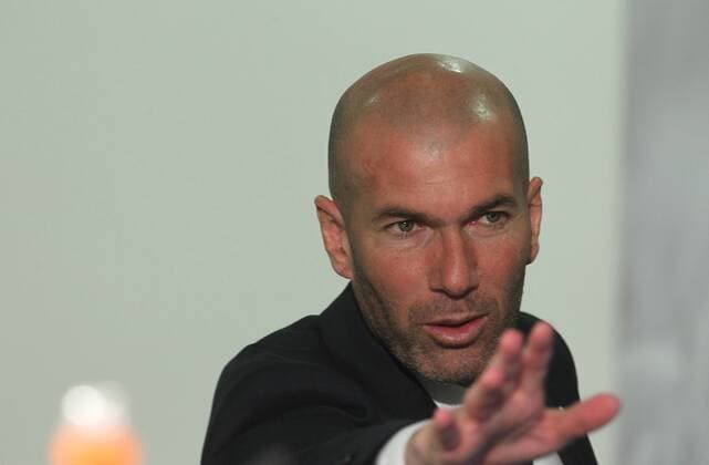 Zinedine Zidane (Trainer Real), bei der Pressekonferenz VfL Wolfsburg - Real Madrid CF Champions League 2015 2016, Viertelfinale, Hinspiel, Fussball, men, Maenner, Herren, soccer, Ergebnis, result Wolfsburg, 6.4.2016