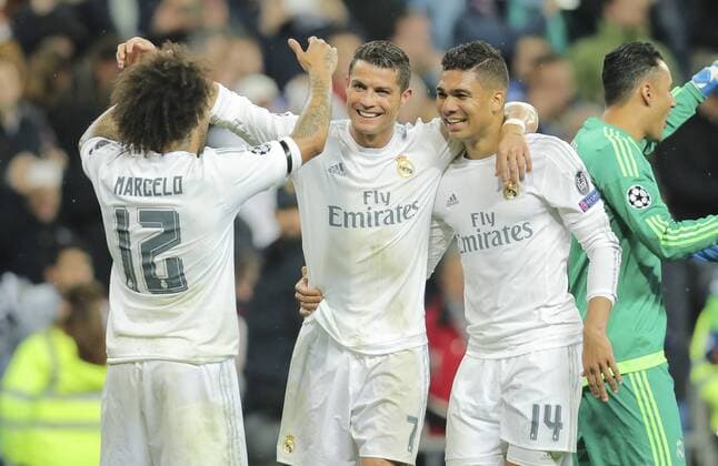 Cristiano RONALDO, Real Madrid 7 CASEMIRO, Real Madrid 14 MARCELO, Real Madrid 12 Jubel, Freude, Emotionen, Feiern, Lachen, jubelt, freuen, reisst die Arme hoch, ballt die Faust REAL MADRID - VFL WOLFSBURG 3-0 Quarterfinal, Football UEFA Champions League, Wolfsburg, 12.04.2016 CL Saison 2015 2016
