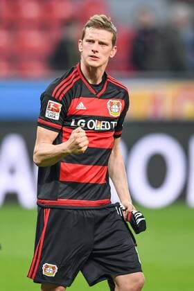 Leverkusen Lars Bender (Bayer 04 Leverkusen 8) beim Bundesliga Spiel zwischen Bayer 04 Leverkusen und Hertha BSC am 30.04.2016, Copyright: Schueler Eibner-Pressefoto EP_JSE