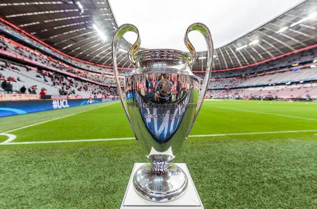 03.05.2016, Allianz Arena, Muenchen, GER, UEFA CL, FC Bayern Muenchen vs Atletico Madrid, Halbfinale, Rueckspiel, im Bild der Sieger Pokal der UEFA Championsleague the winners trophy of the UEFA Champions League during the UEFA Champions League semi Final, 2nd Leg match between FC Bayern Munich and Atletico Madrid at the Allianz Arena in Muenchen, Germany on 2016 05 03. Muenchen EP_fei