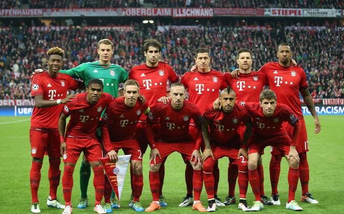 München, Fussball, Herren, UEFA Champions League, Saison 2015 2016, Halbfinale, FC Bayern München - Atletico Madrid, FC Bayern München, Mannschaftsfoto, Teamfoto,