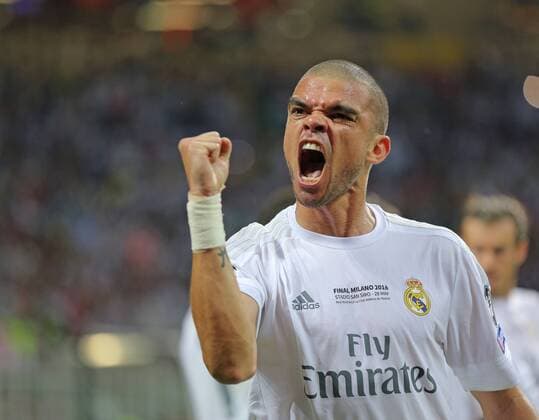 PEPE, Real Madrid 3 jubelt bei Sergio RAMOS, Real Madrid 4 Torjubel, Jubel nach dem Tor zum 1-0 Jubel, Freude, Emotionen, Feiern, Lachen, jubelt, freuen, reisst die Arme hoch, ballt die Faust REAL MADRID - ATLETICO MADRID Fussball UEFA Champions League, Final, Milano, Italy, June 28th, 2016 CL Saison 2015 2016
