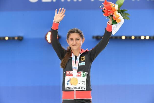 Amsterdam, Leichtathletik, Athletics, Track and Field, EAA, Leichtathletik EM Amsterdam 2016, European Championships Amsterdam, 06.07-10.07.2016, Olympiastadion Amsterdam,3000m Hindernis Frauen Finale Gesa Felicitas Krause, Deutschland, Siegerehrung mit Gold medailien Copyright Gladys Chai von der Laage