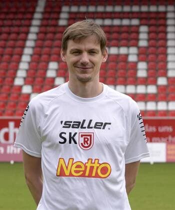Porträttermin 2016 2017, GER, Deutschland, Continental Arena, Regensburg, 3.Liga, Liga 3, Herren, Fußball, Fussball, Saison 2016 2017, SSV Jahn Regensburg, SSV Jahn 2000, Portrait, Porträt, Vorstellung, Präsentation, Pressetermin, Einzelbild, STEFAN KALTEIS