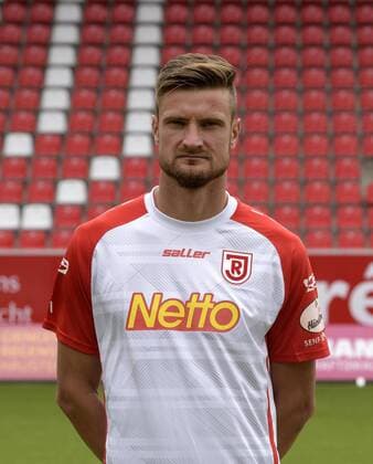 Porträttermin 2016 2017, GER, Deutschland, Continental Arena, Regensburg, 3.Liga, Liga 3, Herren, Fußball, Fussball, Saison 2016 2017, SSV Jahn Regensburg, SSV Jahn 2000, Portrait, Porträt, Vorstellung, Präsentation, Pressetermin, Einzelbild, MARKUS PALIONIS