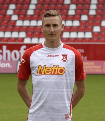 Porträttermin 2016 2017, GER, Deutschland, Continental Arena, Regensburg, 3.Liga, Liga 3, Herren, Fußball, Fussball, Saison 2016 2017, SSV Jahn Regensburg, SSV Jahn 2000, Portrait, Porträt, Vorstellung, Präsentation, Pressetermin, Einzelbild, MARC LAIS