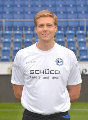 22.07.2016, Fussball, 2. LIGA, Saison 2016 2017, SCHÜCO-ARENA, BIELEFELD Fußball, GER, 2.BL, Portraittermin 2016 2017, Arminia Bielefeld Dr. Stefan Budde (Mannschaftsarzt Arminia Bielefeld), Aktion, Einzelbild, Hoch, Portrait