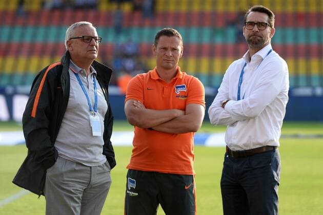 Fussball, Herren, Saison 2016 17, Europa League Qualifikation, 3. Runde (Hinspiel), Hertha BSC - Bröndby IF, Präsident Werner Gegenbauer (Hertha BSC), Cheftrainer Pal Dardai (Hertha BSC), Manager Michael Preetz (Hertha BSC) vor dem Spiel, 28.07.16,