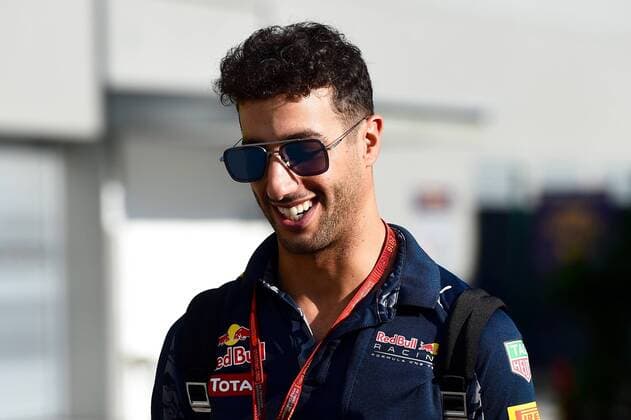 Daniel Ricciardo (AUS 3), Aston Martin Red Bull Racing Grosser Preis von Singapur 2016, Motorsport, Formel 1,Formula One World Championship WM Weltmeisterschaft Rd15, Singapore Grand Prix, Preparations, Marina Bay Street Circuit, Singapore, Thursday 15 September 2016 15.09.2016, Singapur Copyright: xAndrexJerry Eibner-Pressefotox EP_JAE