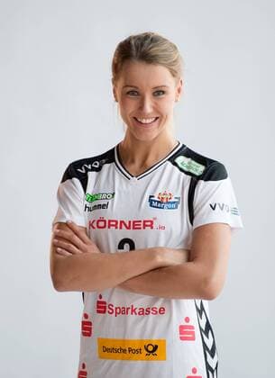 Mareen Apitz, Fotoshooting, Shooting in der Gläsernen Manufaktur von Volkswagen in Dresden, 12.10.2016, Dresdner SC, Volleyball, 1. Bundesliga Frauen, 1. Liga, DSC, Saison 2016 2017,