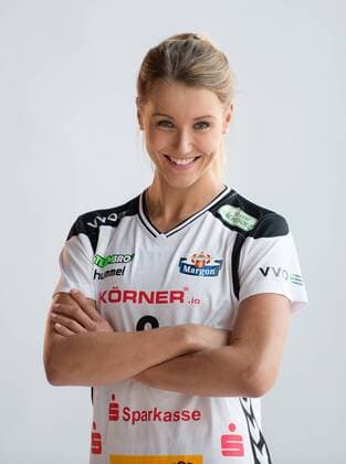 Mareen Apitz, Fotoshooting, Shooting in der Gläsernen Manufaktur von Volkswagen in Dresden, 12.10.2016, Dresdner SC, Volleyball, 1. Bundesliga Frauen, 1. Liga, DSC, Saison 2016 2017,