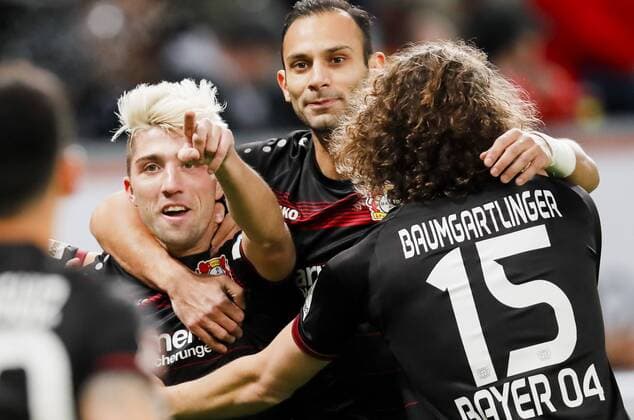 Kevin KAMPL, LEV 44 Torjubel, Jubel nach dem Tor zum 1-0 Jubel, Freude, Emotionen, Feiern, Lachen, jubelt, freuen, reisst die Arme hoch, ballt die Faust BAYER 04 LEVERKUSEN - RB LEIPZIG Fussball 1. Bundesliga , Leverkusen, am 18.11.2016, 11.Spieltag, Saison 2016 2017, 1.Liga, 1.Bundesliga,