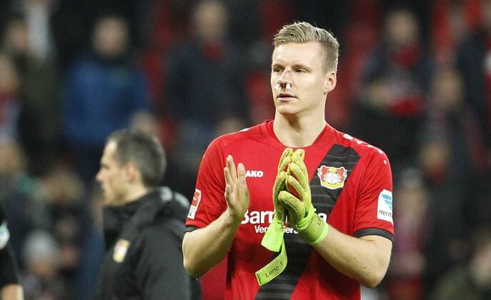 Leverkusen, Bayarena, 10.03.17: Torwart Bernd Leno (Bayer 04 Leverkusen) mit einer Verletzung an der Nase enttäuscht im Spiel der 1. Bundesliga zwischen Bayer 04 Leverkusen vs. Werder Bremen in der Saison 2016 2017.