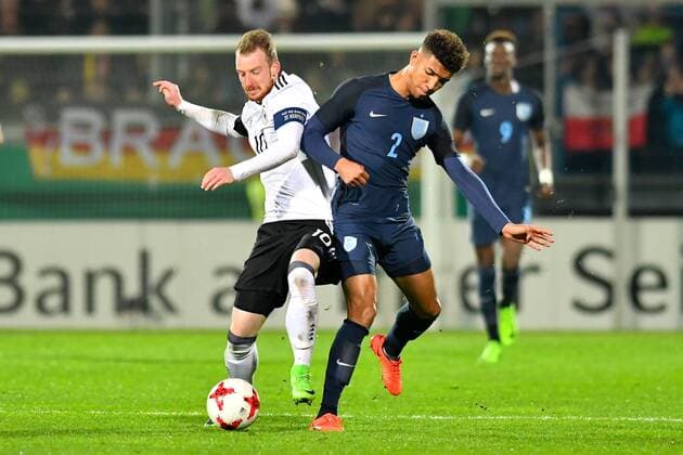 GER, FSP, U 21, Deutschland (GER) vs England (ENG) 24.03.2017, Brita-Arena, Wiesbaden, GER, FSP, U 21, Deutschland (GER) vs England (ENG), picture shows im Bild: Maximilian Arnold (U 21 Deutschland Germany 10) gegen Mason Holgate (U 21 England 2) Foto © nordphoto Fabisch nordphotox xFabisch
