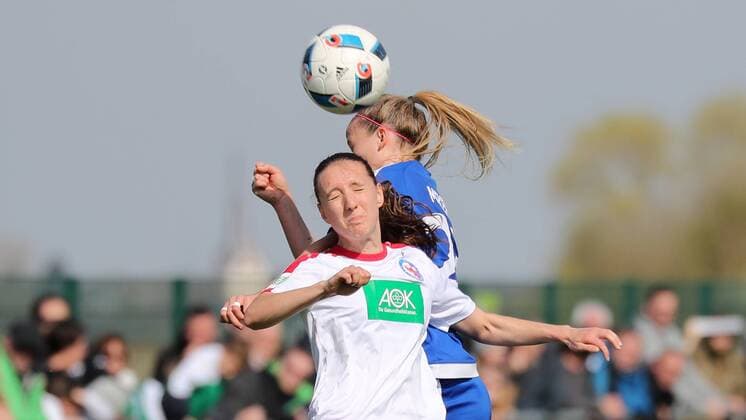 v.li.: Lara Prasnikar (Potsdam, 24), Isabelle Meyer (Sand, 23), Kopfball, header, Aktion, Action, Fussball, Allianz Frauen-Bundesliga, SC Sand - 1. FFC Turbine Potsdam, xozx