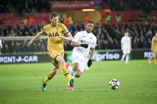 Football - 2016 2017 Premier League - Swansea City vs. Tottenham Hotspur Jan Vertonghen of Tottenham Hotspurs defends , at The Liberty Stadium. COLORSPORT WINSTON BYNORTH