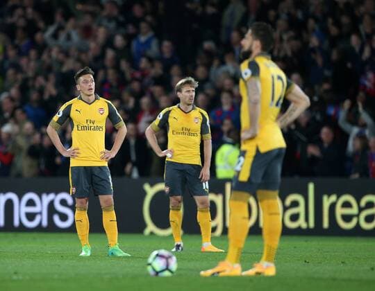 Arsenal s Mesut Ozil looks on dejected after going 2-0 down during the Premier League match at Selhurst Park Stadium, London. Picture date: April 10th, 2017. Pic credit should read: David Klein Sportimage EDITORIAL USE ONLY. No use with unauthorised audio, video, data, fixture lists, club league logos or live services. Online in-match use limited to 120 images, no video emulation. No use in betting, games or single club league player publications.