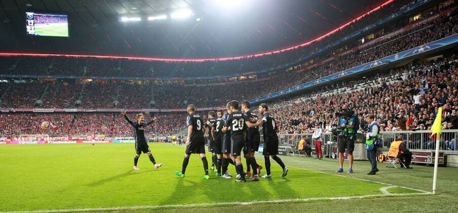 Bilder des Tages - SPORT Fußball UEFA Champions League: FC Bayern Muenchen - Real Madrid , Saison 2016 2017, Viertelfinale, Hinspiel, quarter finals, first leg, 12.04.2017, xmdx, 2-1 fuer Real Madrid durch Cristiano RONALDO (7, Real Madrid), torjubel FC Bayern Muenchen - Real Madrid
