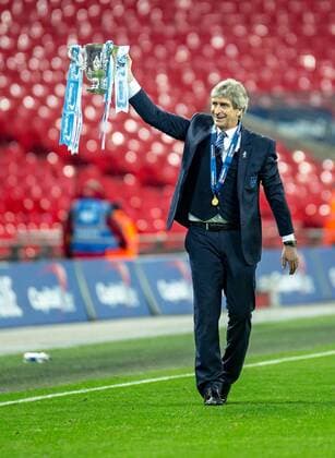 Manuel Pellegrini manager of Manchester City with the Cup during the Capital One Cup Final match between Liverpool and Manchester City at Wembley Stadium, London, on the 28th February 2016. Copyright: xLiamxMcAvoyx 08910124