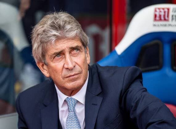Manuel Pellegrini manager of Manchester City during the Barclays Premier League match between Crystal Palace and Manchester City at Selhurst Park, London, England on 12 September 2015. Copyright: xLiamxMcAvoyx 05870071