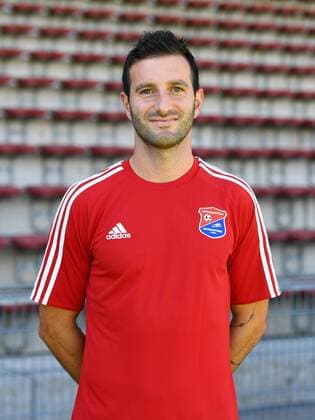 Maximilian Nicu (Unterhaching, 10) Einzelbild, Aktion, Action, Porträt, Portrait, Fußball, GER, 3.Liga, Porträttermin 2017 2018, SpVgg Unterhaching, xslx