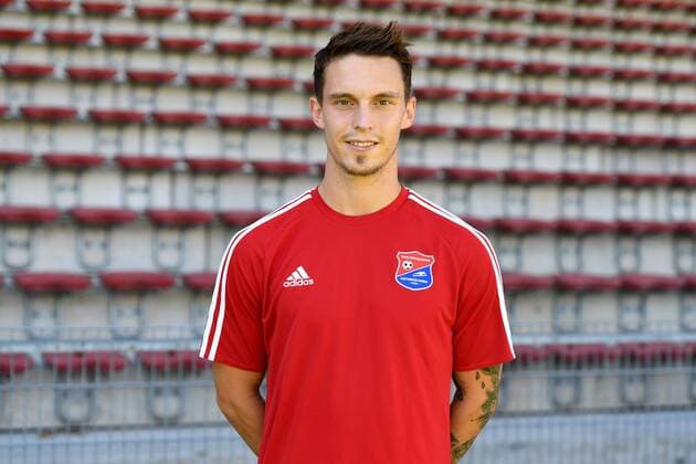 Maximilian Bauer (Unterhaching, 2) Einzelbild, Aktion, Action, Porträt, Portrait, Fußball, GER, 3.Liga, Porträttermin 2017 2018, SpVgg Unterhaching, xslx