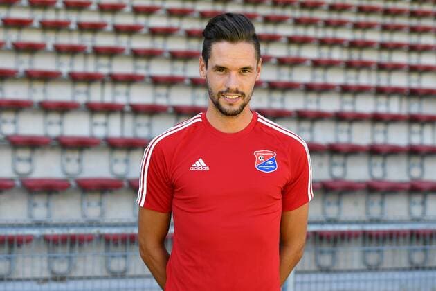 Josef Welzmüller (Welzmueller, Unterhaching, 5) Einzelbild, Aktion, Action, Porträt, Portrait, Fußball, GER, 3.Liga, Porträttermin 2017 2018, SpVgg Unterhaching, xslx